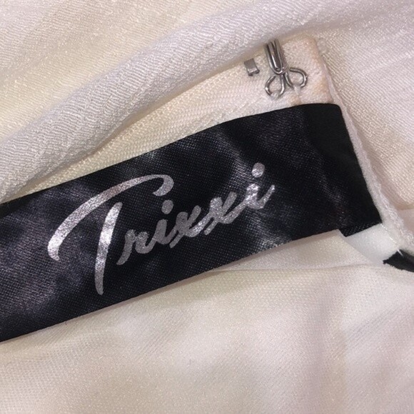 Trixxi size 7 ivory lace crochet maxi sundress - Picture 6 of 8